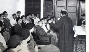 שיעור בישיבת בית דוד צפרו שנות ה- 40